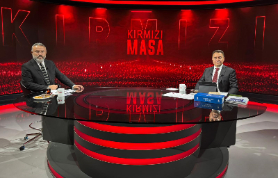 Ali Babacan: “100 milyarlarca dolar önümüzden geldi, geçti ama hamdolsun boğazımızdan bir lokma haram geçmedi”