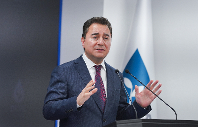 Ali Babacan: “Asgari ücrete verilen %27'lik zammın neredeyse üçte biri, ilk iki ayda buharlaştı”