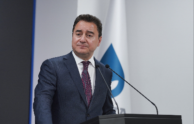 Ali Babacan’dan açıklanan Mart ayı enflasyonuna dair paylaşım: “2+2'nin 4 etmediği yerde, ekonomiye kimse güvenmez”