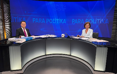 Ali Babacan’ın çift cüzdanı gündem oldu: “Devlet yönetirken vatandaşımız fakirleşmesin diye çift cüzdan tuttuk”