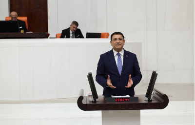 Ankara Milletvekilimiz İdris Şahin’den çiğ sütte üretim maliyetinin altında kalan tavsiye satış fiyatına uyarı: “Çiftçiyi zararına üretime mahkûm eden bu anlayış, yarın memleketi süte muhtaç bırakır!”