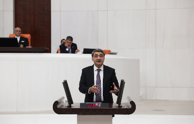 DEVA Partili Ekmen:  Eğitim pahalı, gençler umutsuz, aileler çaresiz, sistem güvenini kaybetti