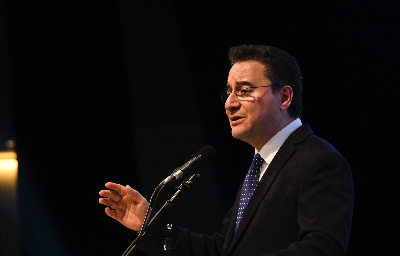 DEVA Partisi Genel Başkanı Ali Babacan: “Asgari ücretin 28 bin lira olması demek, çalışanı açlığa mahkûm etmek demektir”