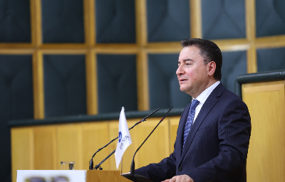 DEVA Partisi Genel Başkanı Ali Babacan: “Halkın yüzde 95'inin fakirleştirilmesine ekonomi politikası falan diyemezsiniz”