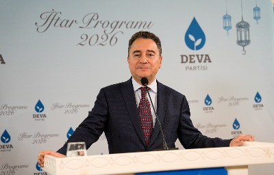 DEVA Partisi Genel Başkanı Ali Babacan: “Karanlık bir tünelden geçiyoruz, millet geçim derdinde”