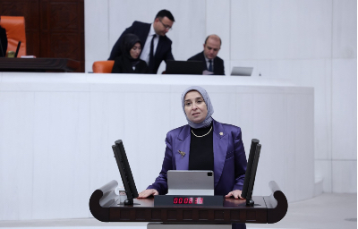 İstanbul Milletvekilimiz Elif Esen: “0,89 enflasyon milletin aklıyla alay etmektir, bu açık bir hak gaspıdır”