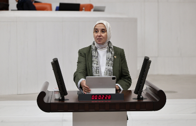 İstanbul Milletvekilimiz Elif Esen: “Bir valinin bisiklet kıyafetini gören devlet, diğer valinin kirli nüfuzunu neden görmedi?”