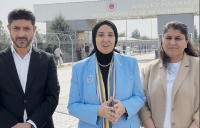 İstanbul Milletvekilimiz Elif Esen Diyarbakır Cezaevinde küçük çocuklarıyla kalan kadınları ziyaret etti