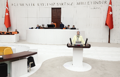 İstanbul Milletvekilimiz Elif Esen: “Vergi adaleti yurttaşın sırtında yük artarken, kamuya ayrıcalık dağıtılarak sağlanamaz”