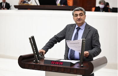 Mersin Milletvekili Mehmet Emin Ekmen, Çevre, Şehircilik ve İklim Değişikliği Bakanlığının bitmeyen projelerini sordu