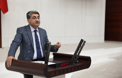 Mersin Milletvekilimiz Mehmet Emin Ekmen, Bakan Güler’e seslendi: Kışlasız bedelli askerlik, profesyonelleşme ve hava savunması