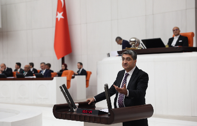 Mersin Milletvekilimiz Mehmet Emin Ekmen: Türkiye ekonomik krizin içindeyken bölgesel savaşa yakalandı