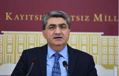 Mersin Milletvekilimiz Mehmet Emin Ekmen: Ücretli öğretmenler yoksulluğa mahkûm bırakılıyor